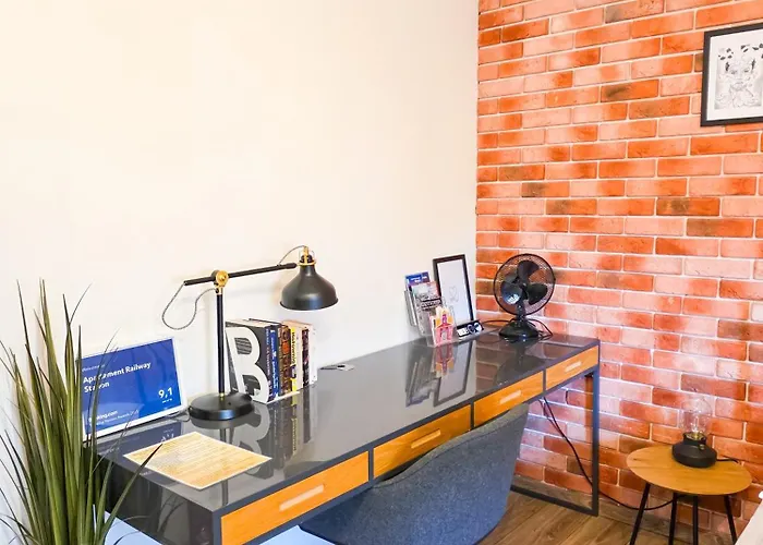 Railway Station Parking 8 Minut Od Alei